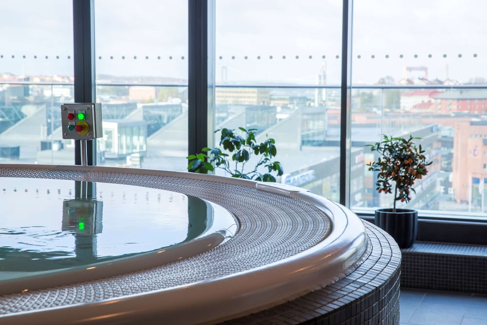 Radisson Blu Riverside Hotel 38/80
