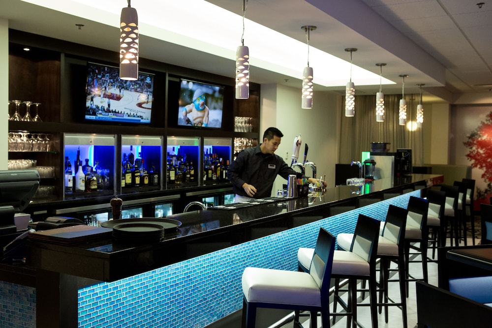 The Grand Winnipeg Airport Hotel 44/56