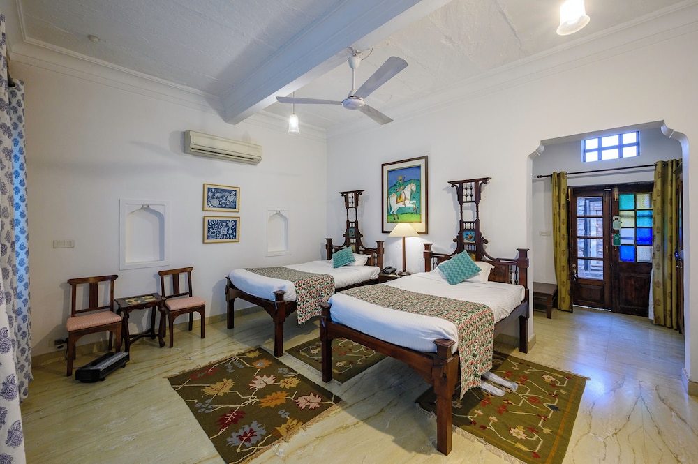 Neemrana's - Deo Bagh 17/48
