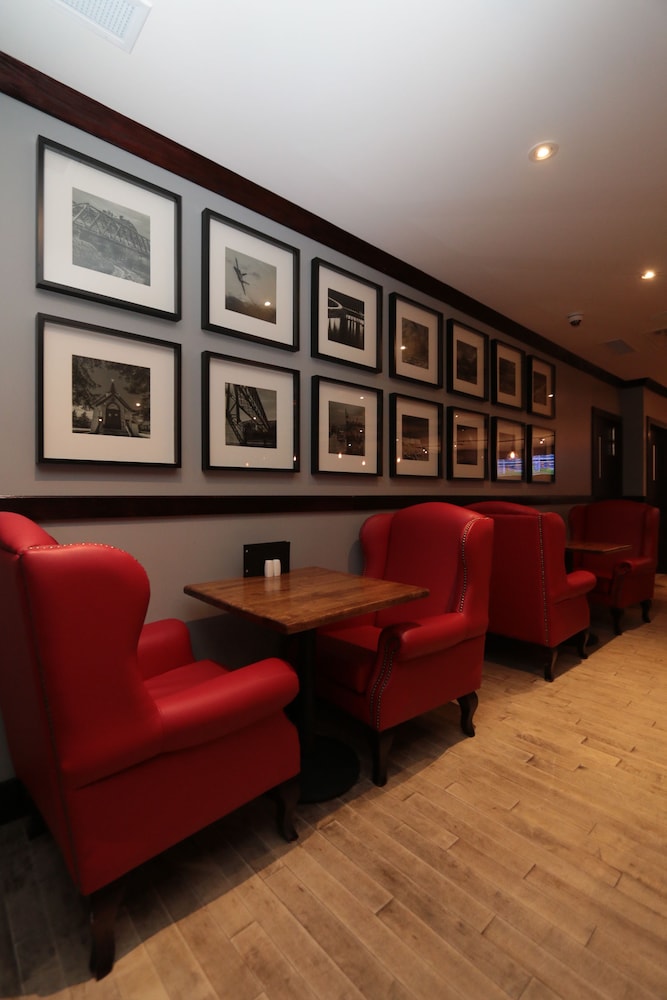Ramada By Wyndham Northern Grand Hotel Conference Centre 33/58