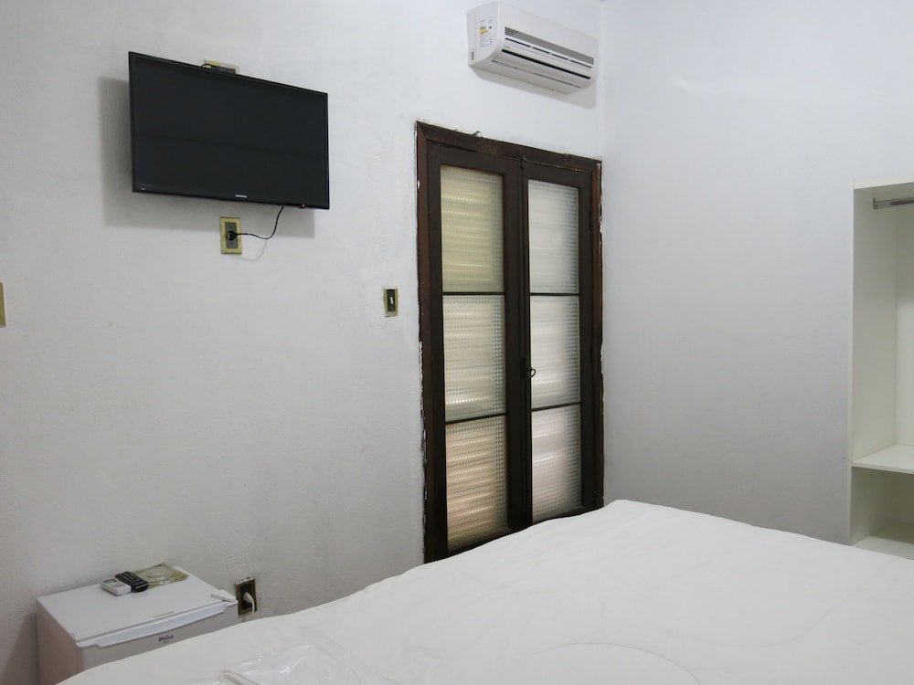 HOTEL JAU 44/58