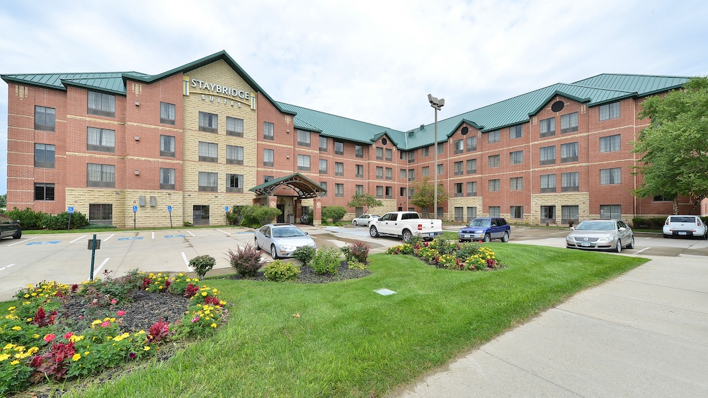 Staybridge Suites West Des Moines 1/76