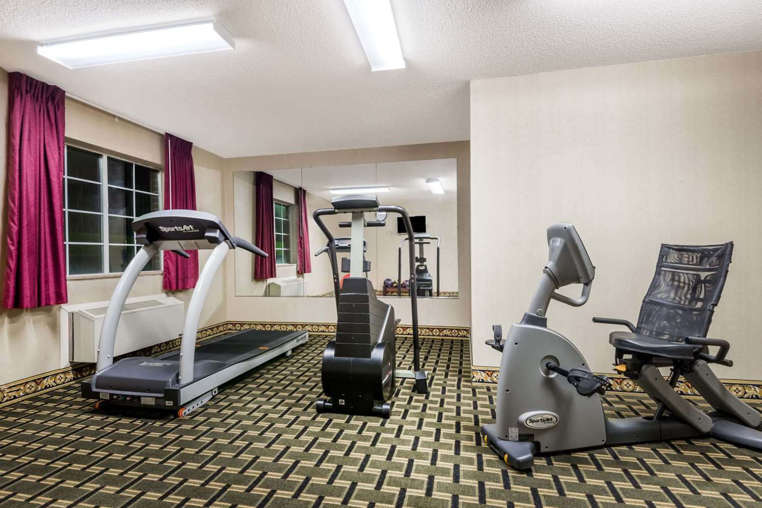 Days Inn by Wyndham Norton 16/25