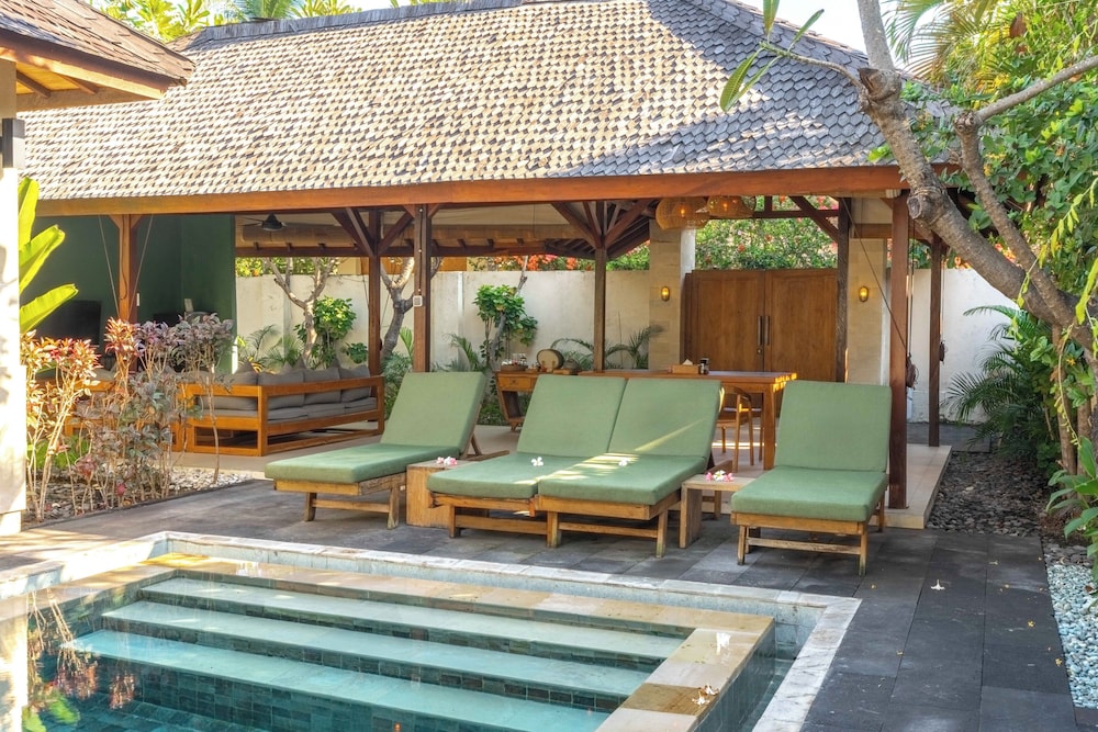 Kelapa Luxury Villas 4/80