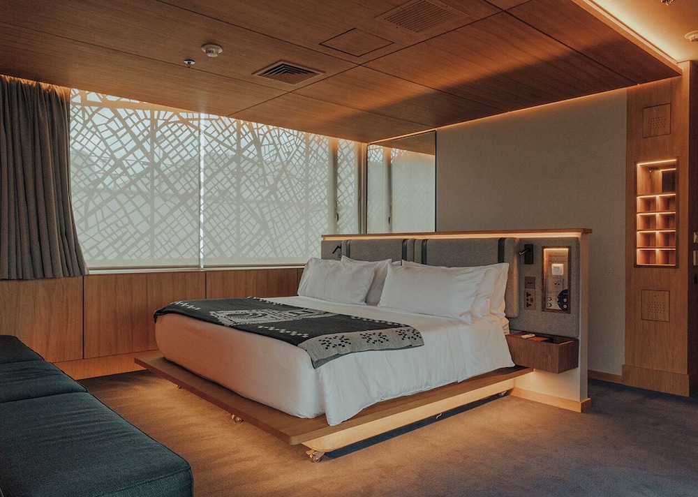Superior, Suite, King Bed, Xl