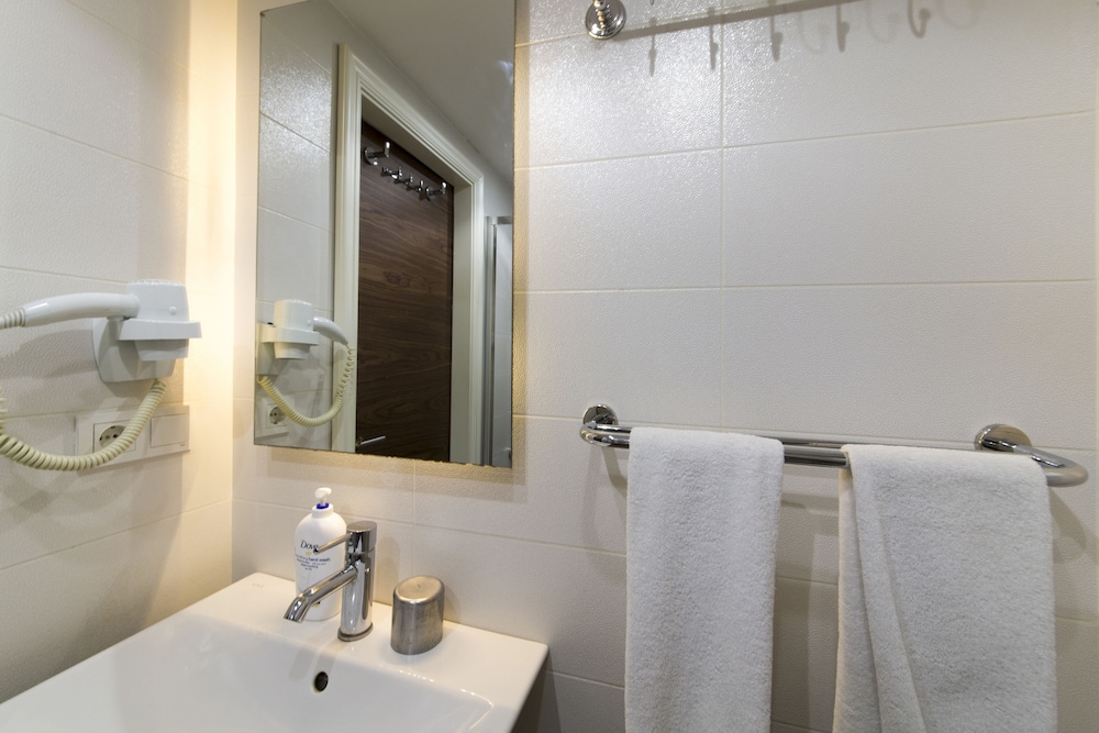 Aston Hotel Taksim (ex Aston Residence Hotel) 42/70