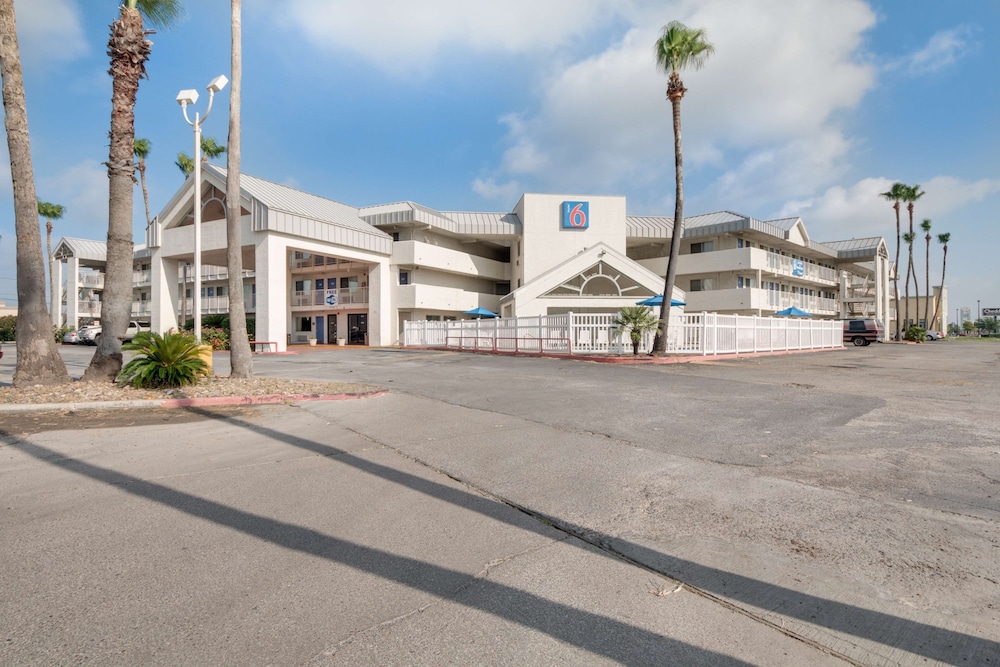 Motel6 Brownsville Tx North 50/55