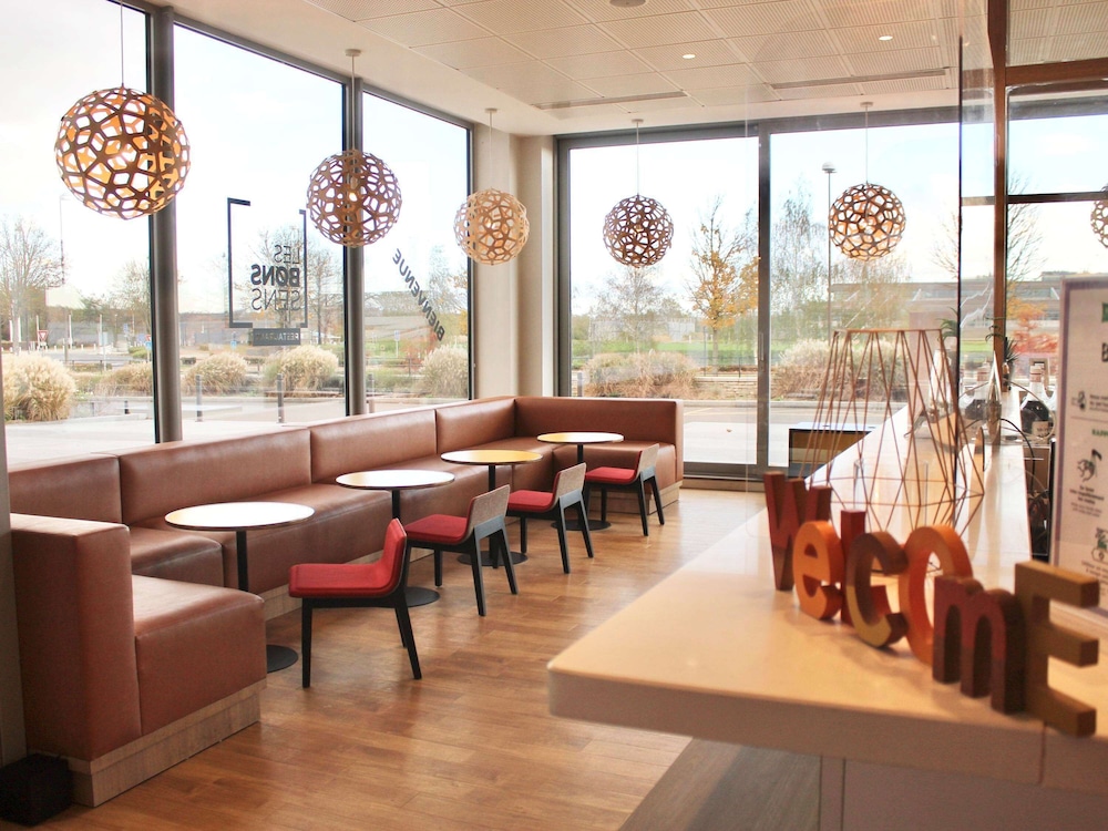 Ibis Styles Guyancourt Versailles 41/69