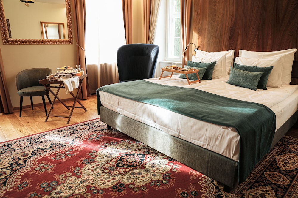 Boutique Hotel Dobrna 15/55