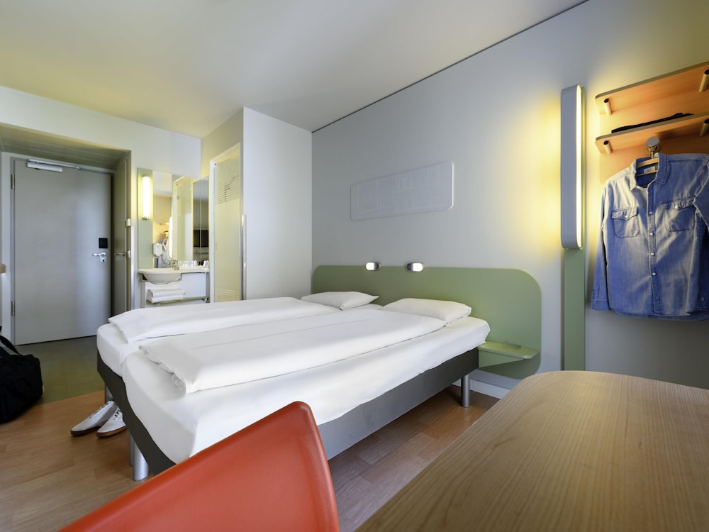 Ibis Budget Munich City Olympiapark 18/49