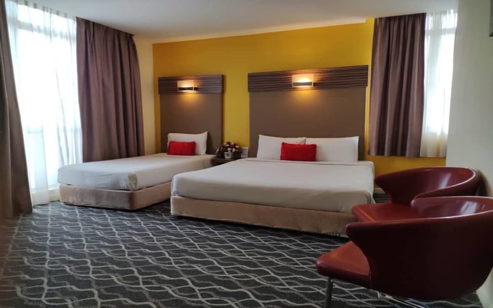 Hotel Sentral Kuantan 6/24