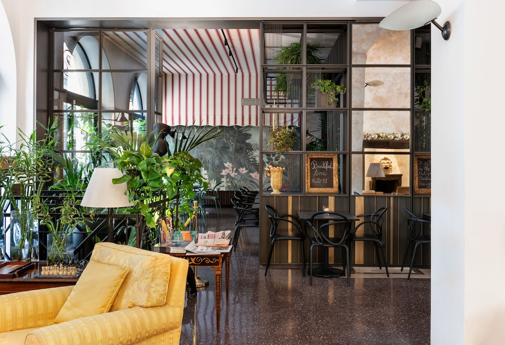 Hotel Sanpi Milano 52/74