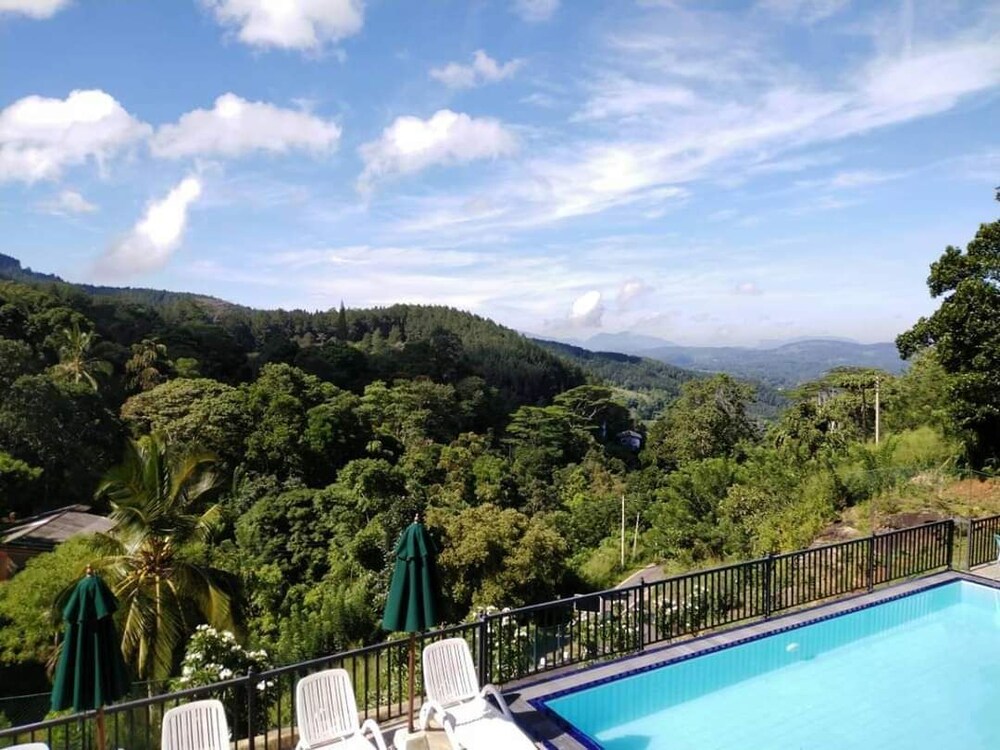 Kandy Grand Hills 40/50