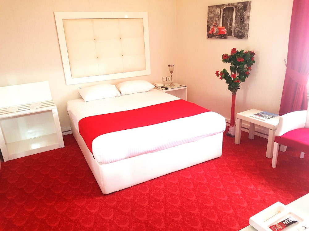 Business Park Otel 6/67
