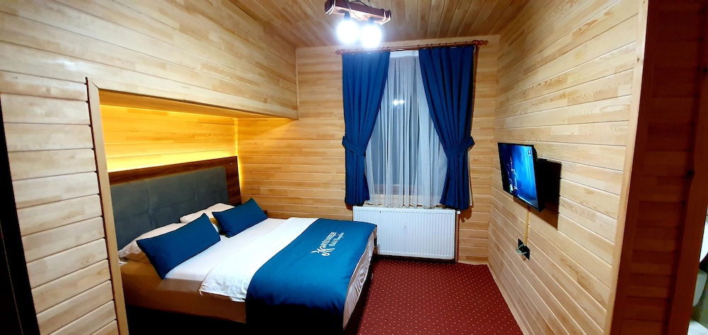 Akyuz Kardesler Hotel & Bungalow 37/74