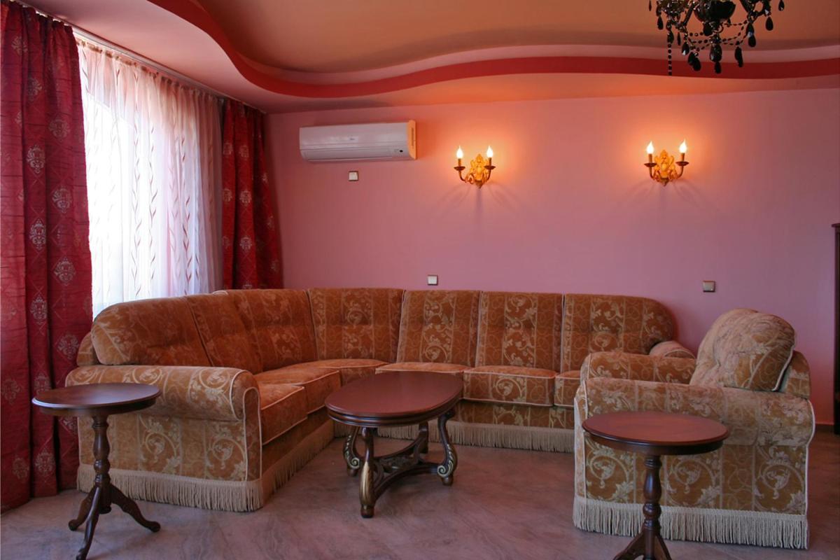 South Beach Hotel 32/64