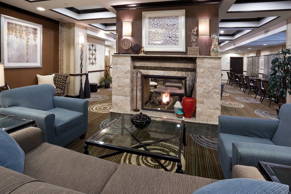 Holiday Inn Express Hotel Suites Richfield 47/62