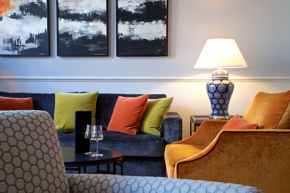 54 Queens Gate Hotel 28/50