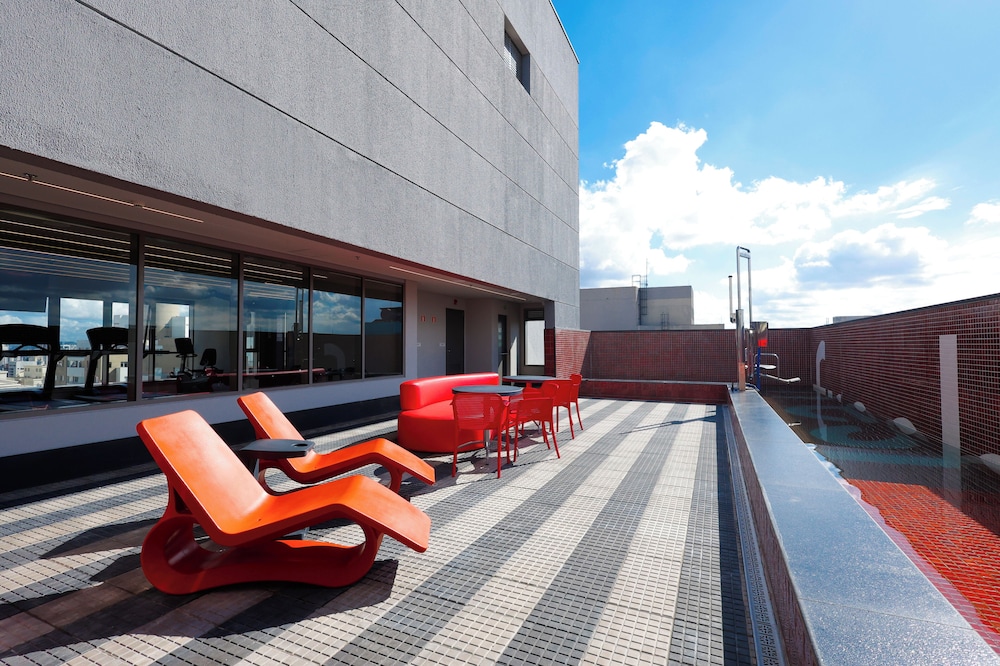 Radisson Red Ibirapuera 36/40