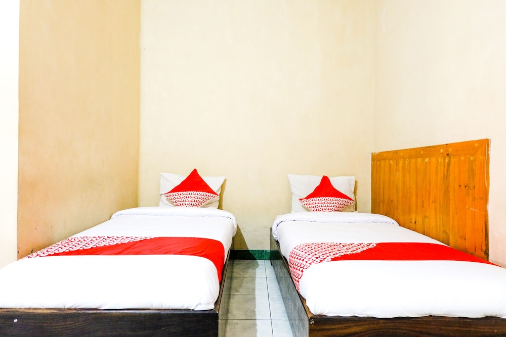 OYO 2643 Hotel Graha Prima 14/50