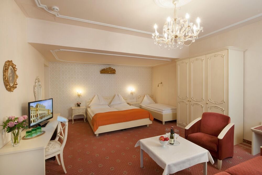 Pertschy Palais Hotel 35/56