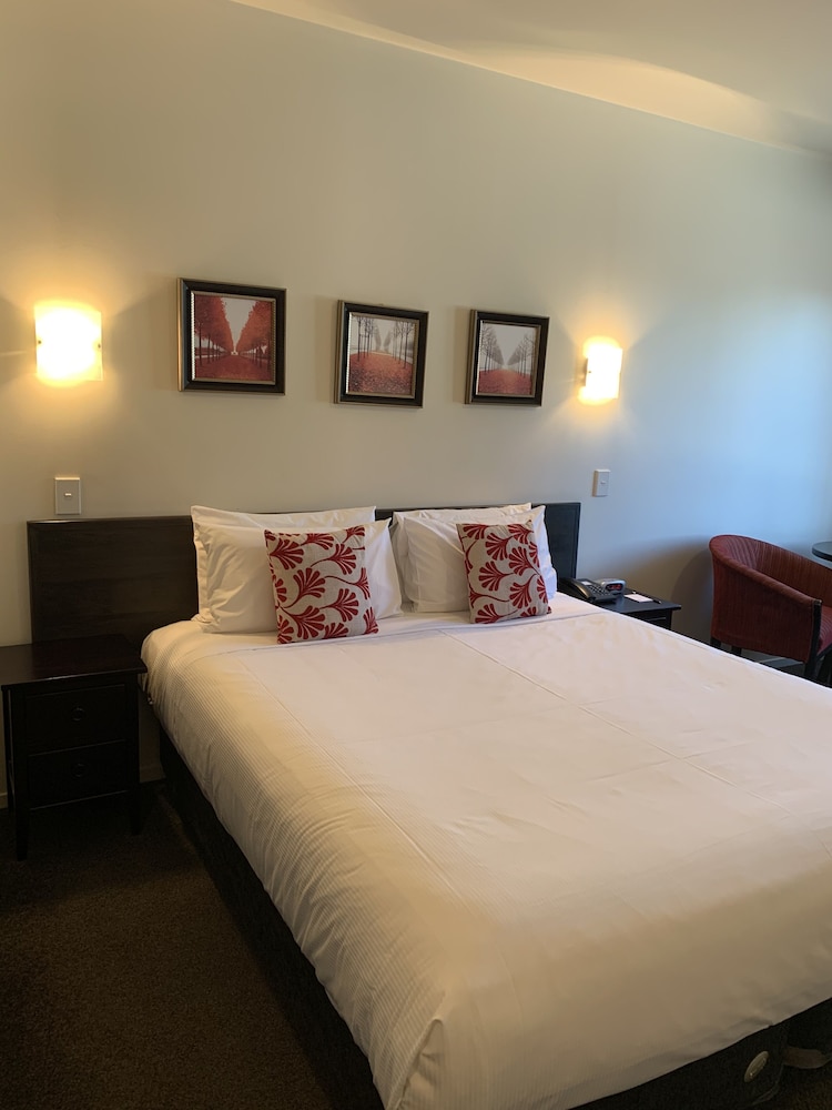Distinction New Plymouth Hotel And Convention Centre 10/50