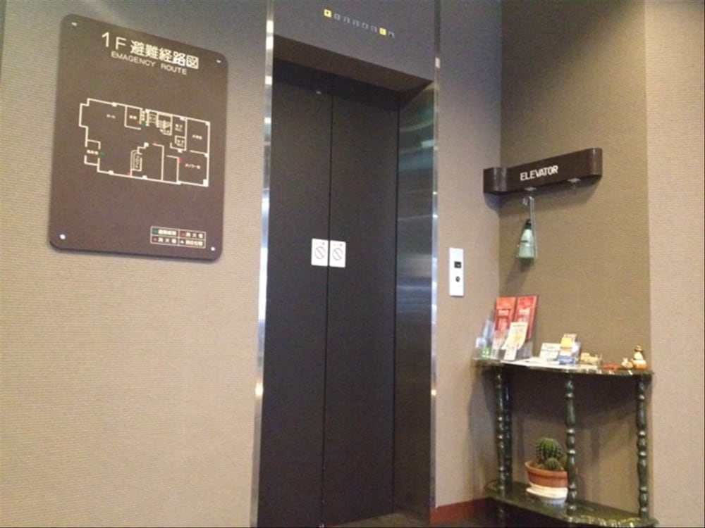 Hotel Livemax BUDGET Chitose 31/44