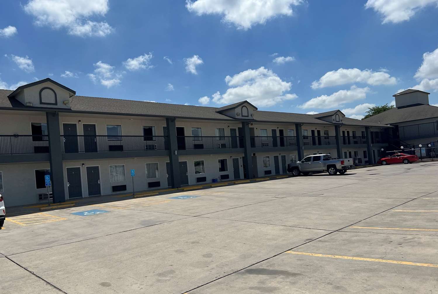 Days Inn By Wyndham San Antonio Interstate Hwy 35 North 6/6