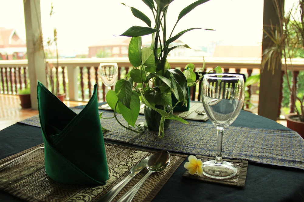 Siem Reap Center Hotel 28/32