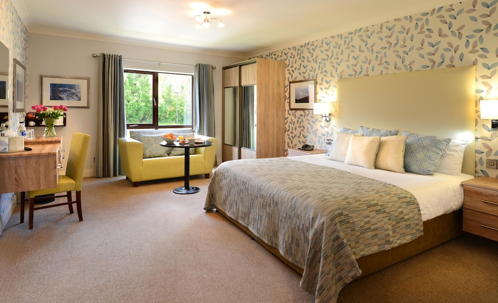 MILL PARK HOTEL 12/59