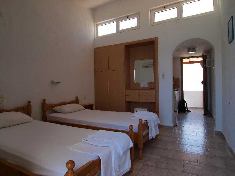 Room at Tasmania Village, AGIOS NIKOLAOS
