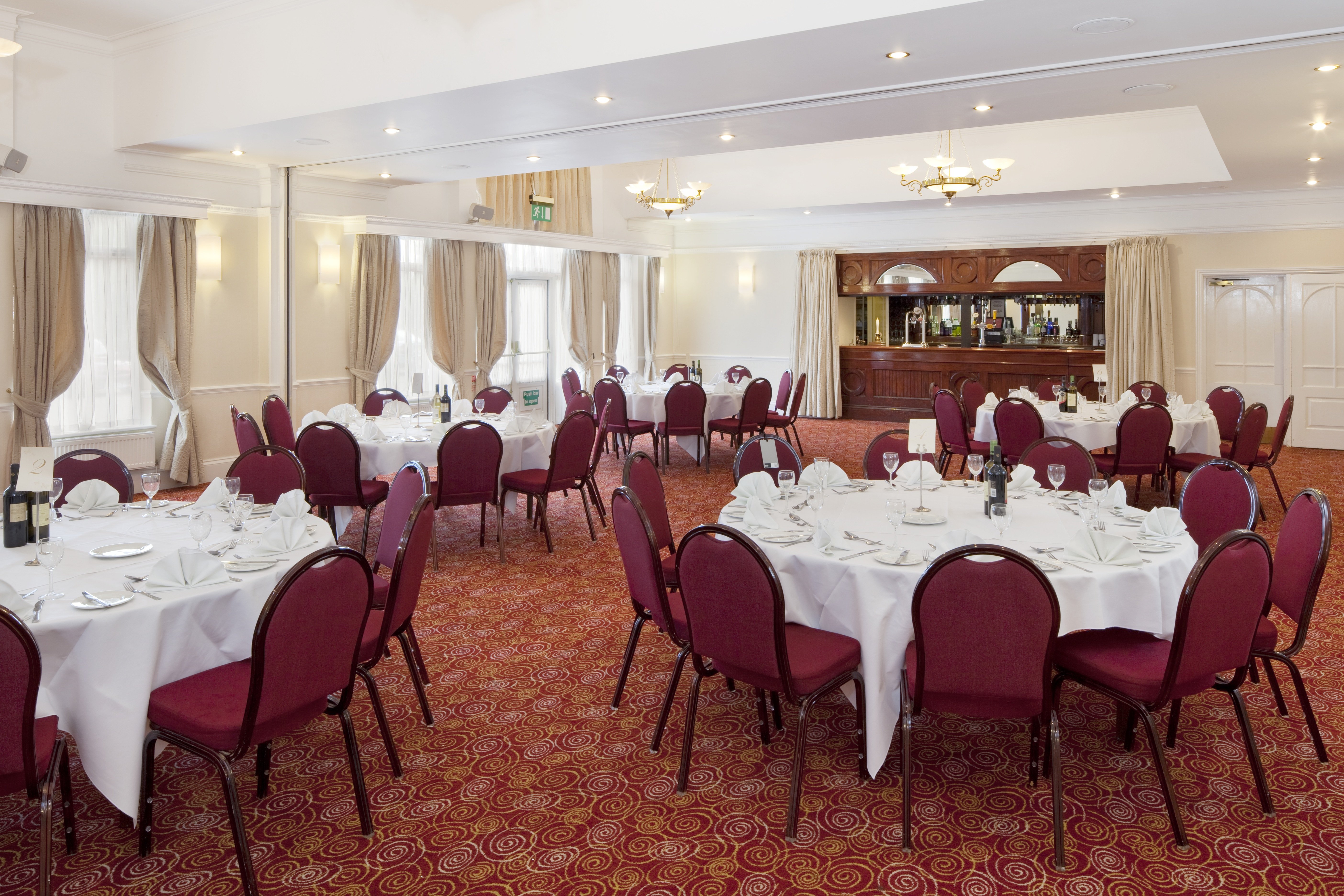 Holiday Inn Ipswich Orwell 60/79