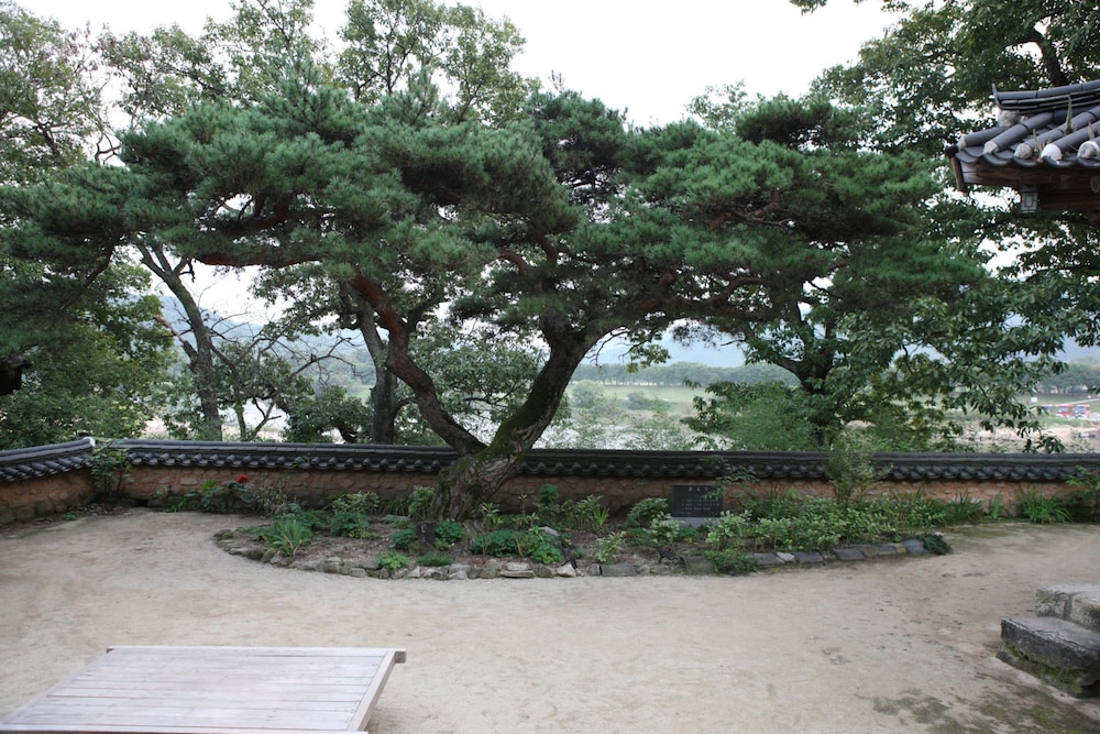 Okyeon Pavilion 30/50