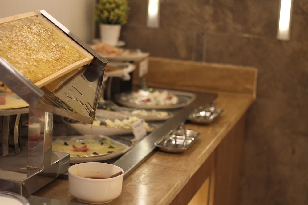 Grand Plaza Hotel King Fahad photo4