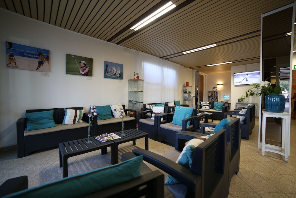 SPORTUR CLUB HOTEL 49/72