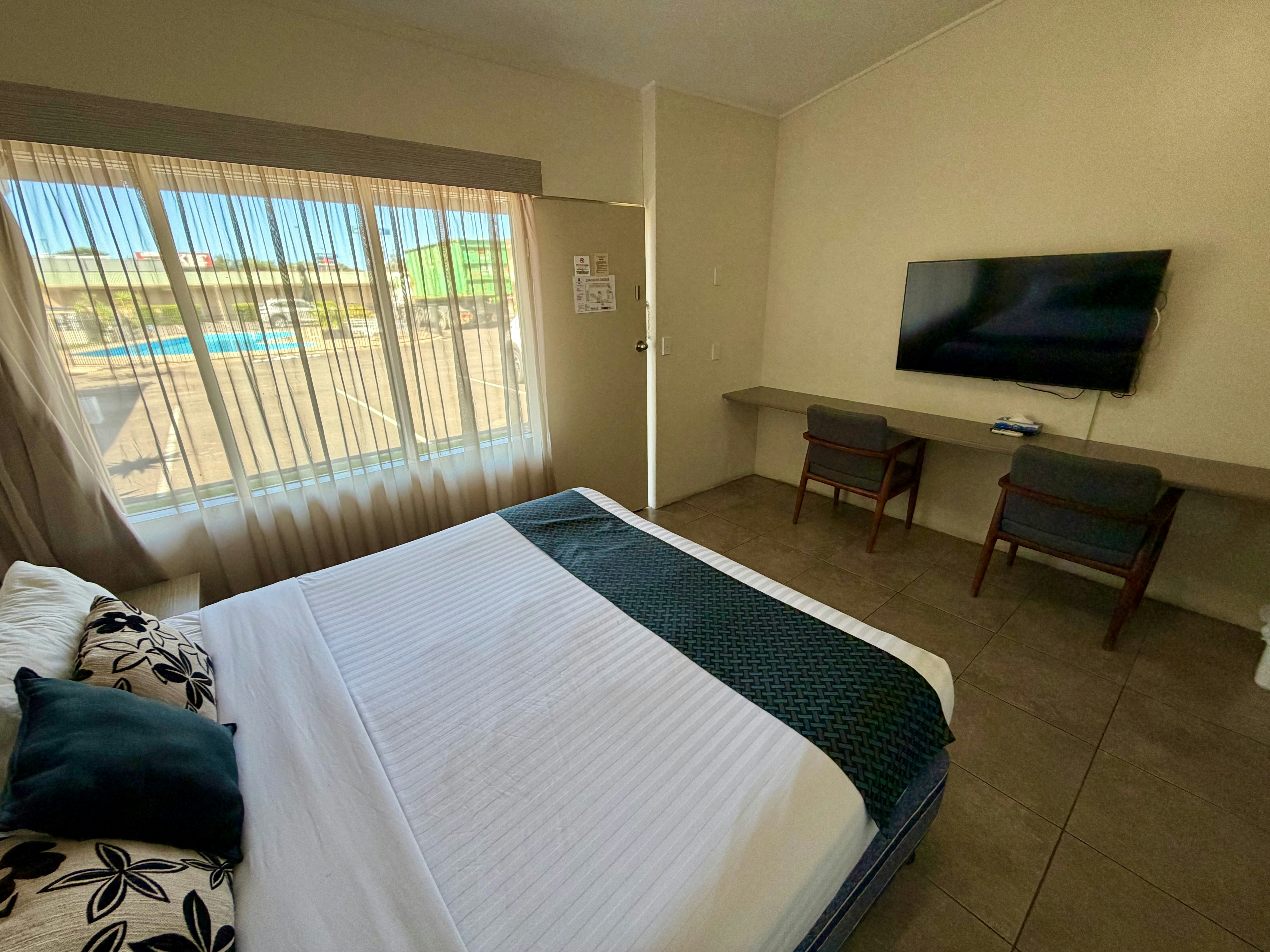 The Ashwood Motel 6/18
