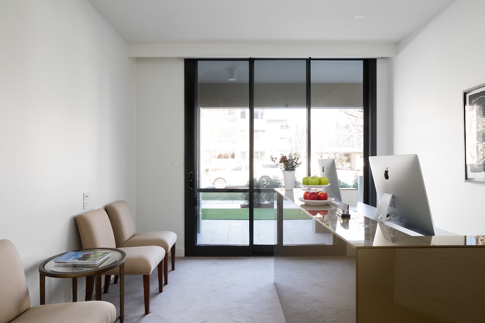 Knightsbridge Canberra 32/61