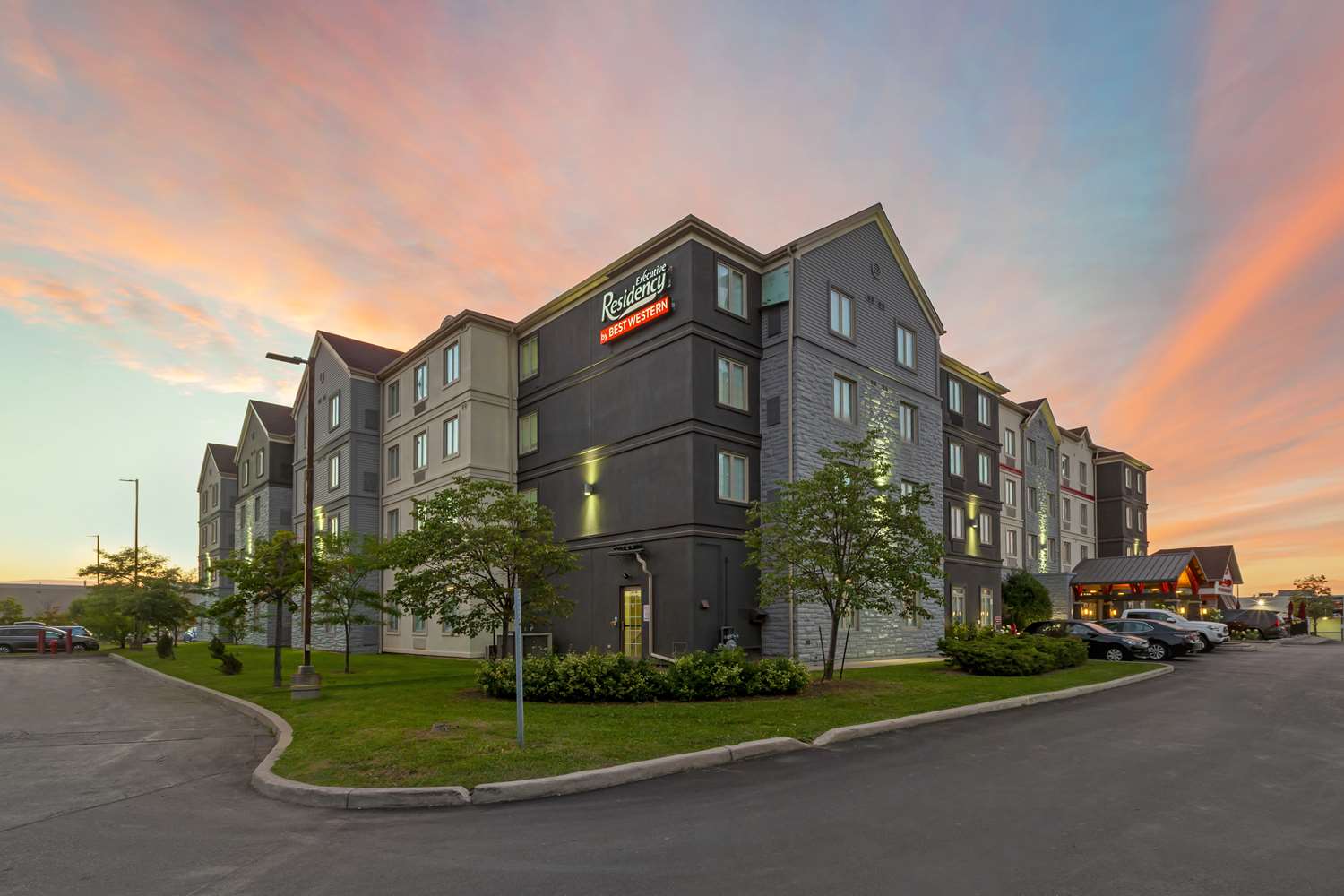 Executive Residency By Best Western Toronto Mississauga 34/35