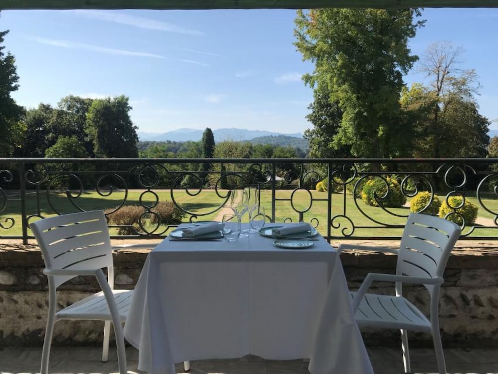 Hotel Villa Navarre 39/52