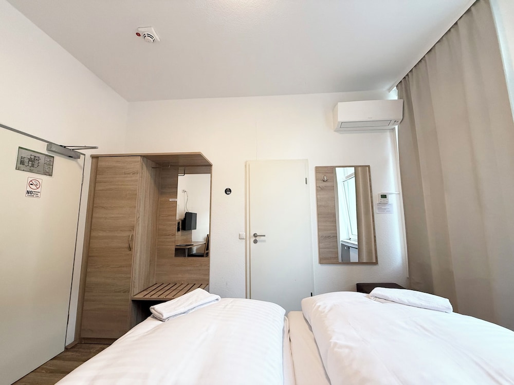 Central Hotel Duisburg 9/34