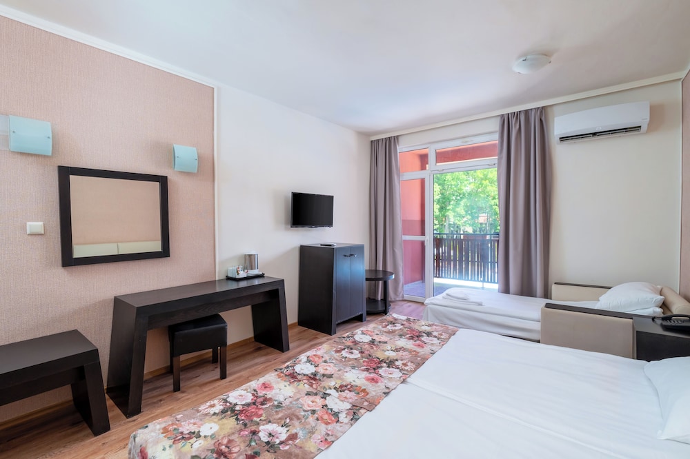 Asteria Family Sunny Beach 14/50