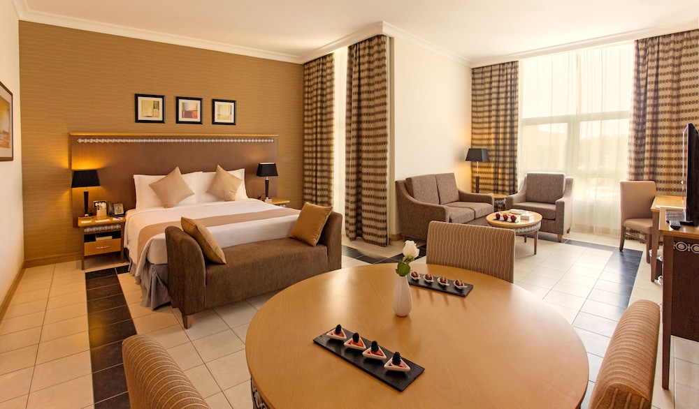 Copthorne Al Jahra Hotel & Resort 31/76