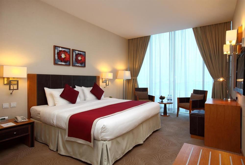 فندق مينا الجبيل سابقا جولدن توليب(Razana Hotel Al Jubail) 22/60