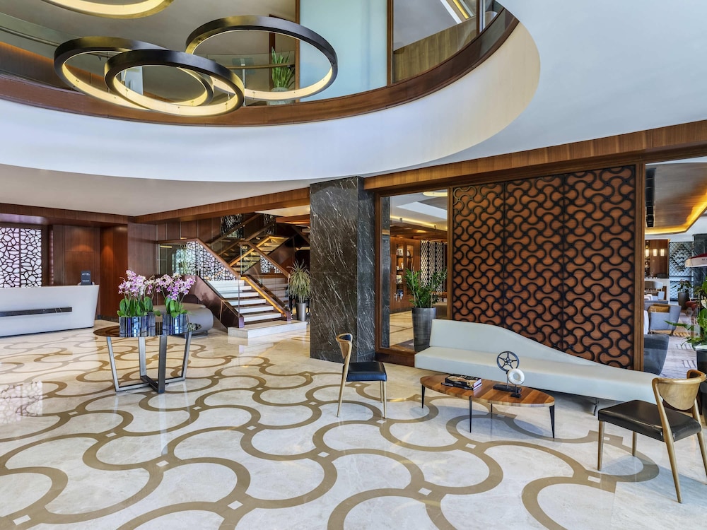Movenpick Hotel Istanbul Golden Horn 10/89