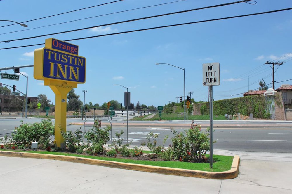 Orange Tustin Inn 56/62