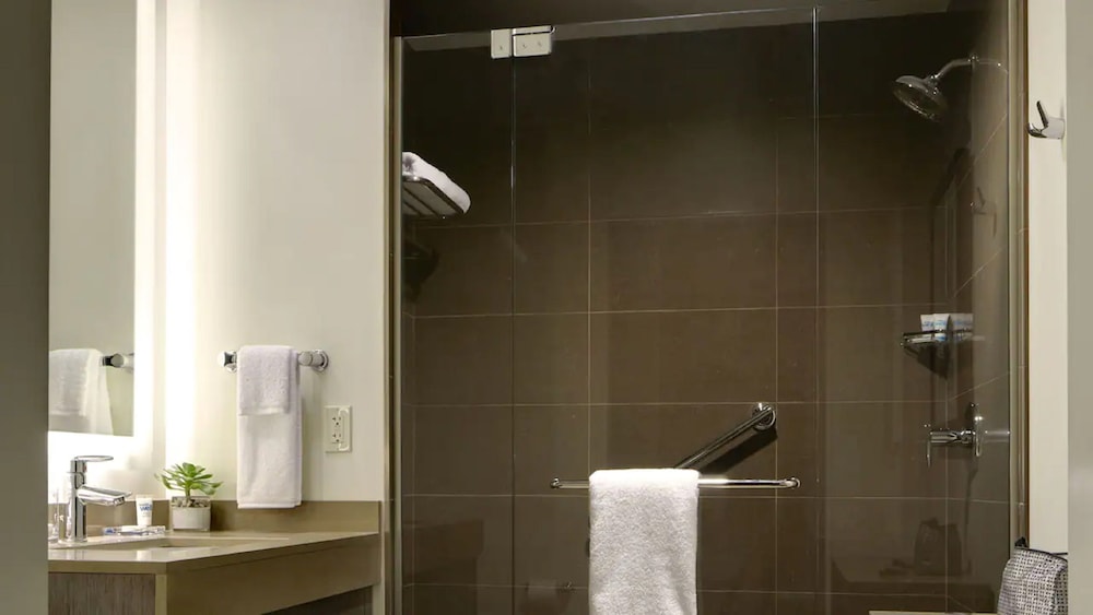 Hyatt House Dallas Frisco 67/67