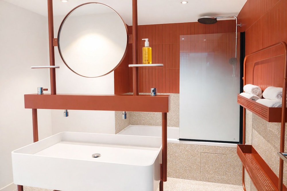 You Hotel Amiens - Handwritten Collection 42/43