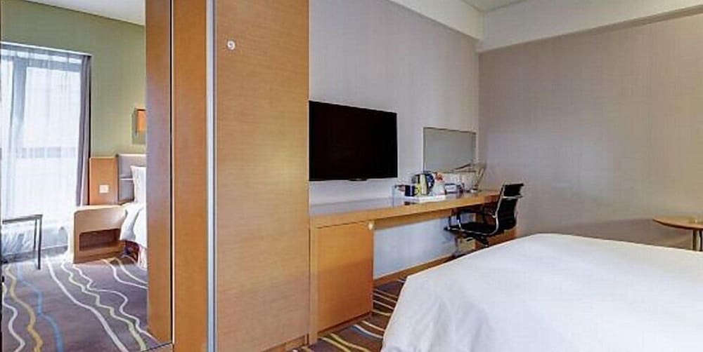 Holiday Inn Express Xi an High Tech Zone North 41/50