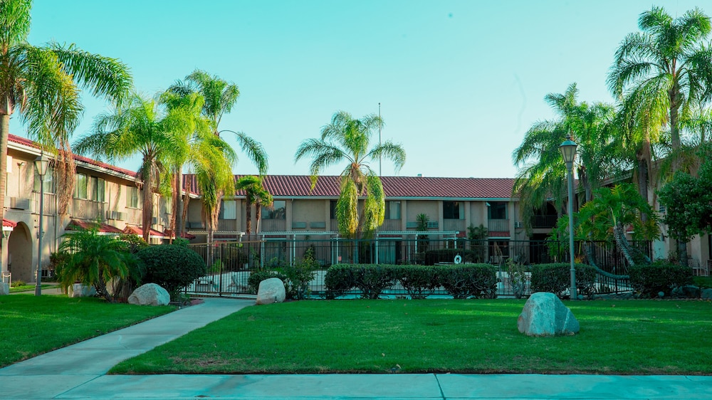 Motel6 Anaheim Hills, CA 30/42