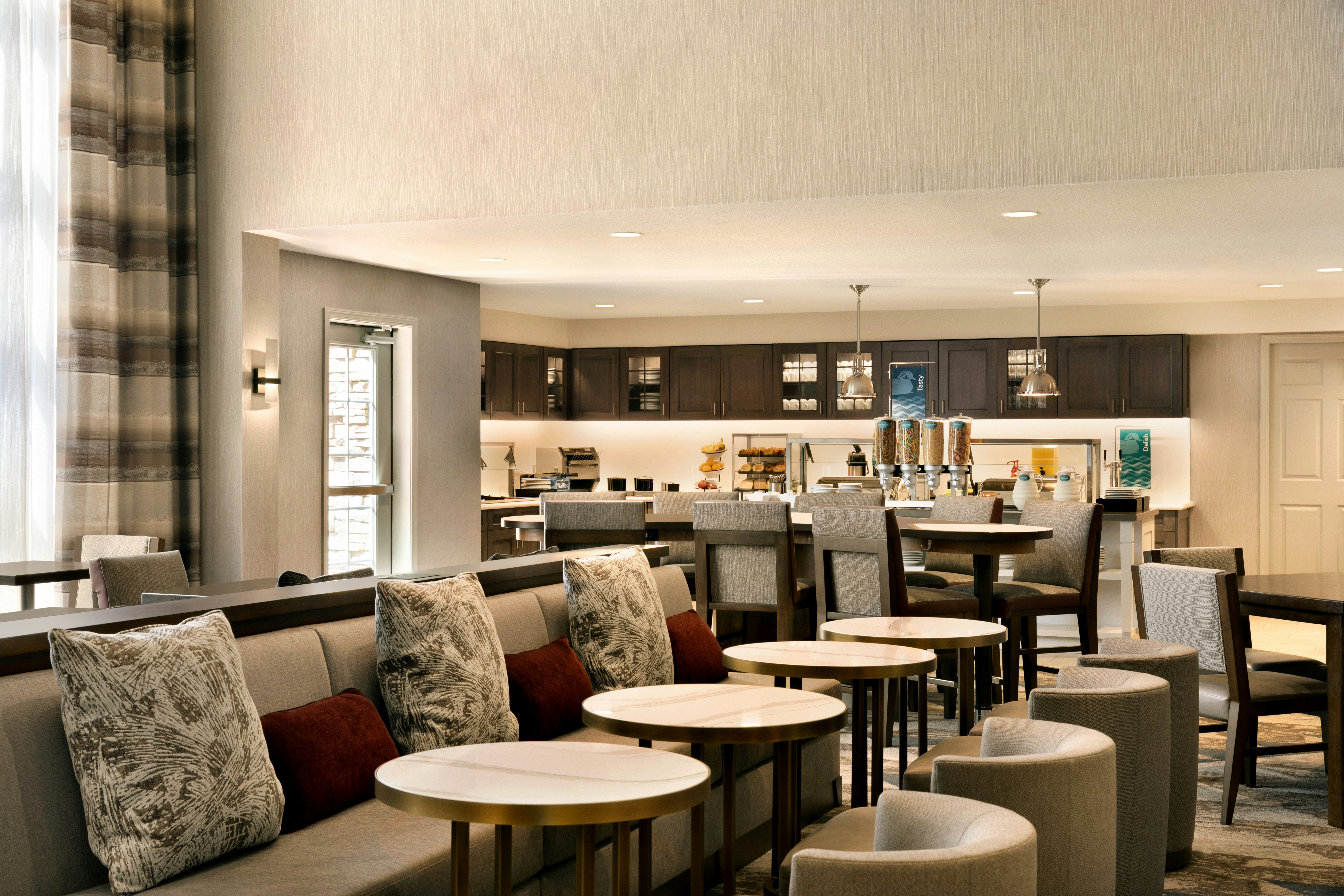 Homewood Suites By Hilton Portland Airport 10/13